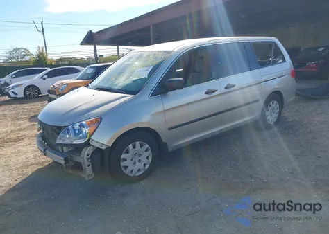 2008 Honda Odyssey Lx z USA, uszkodzony, nr VIN 5FNRL38258B060794